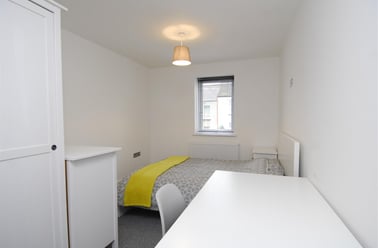 Belgrave Lane, Mutley, Plymouth - Image 3